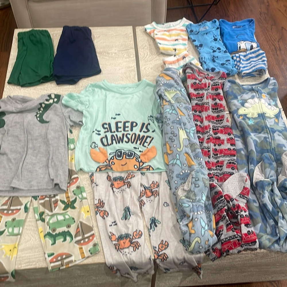 Boys 5T Pajamas Bundle Carters, and Gap Brands.